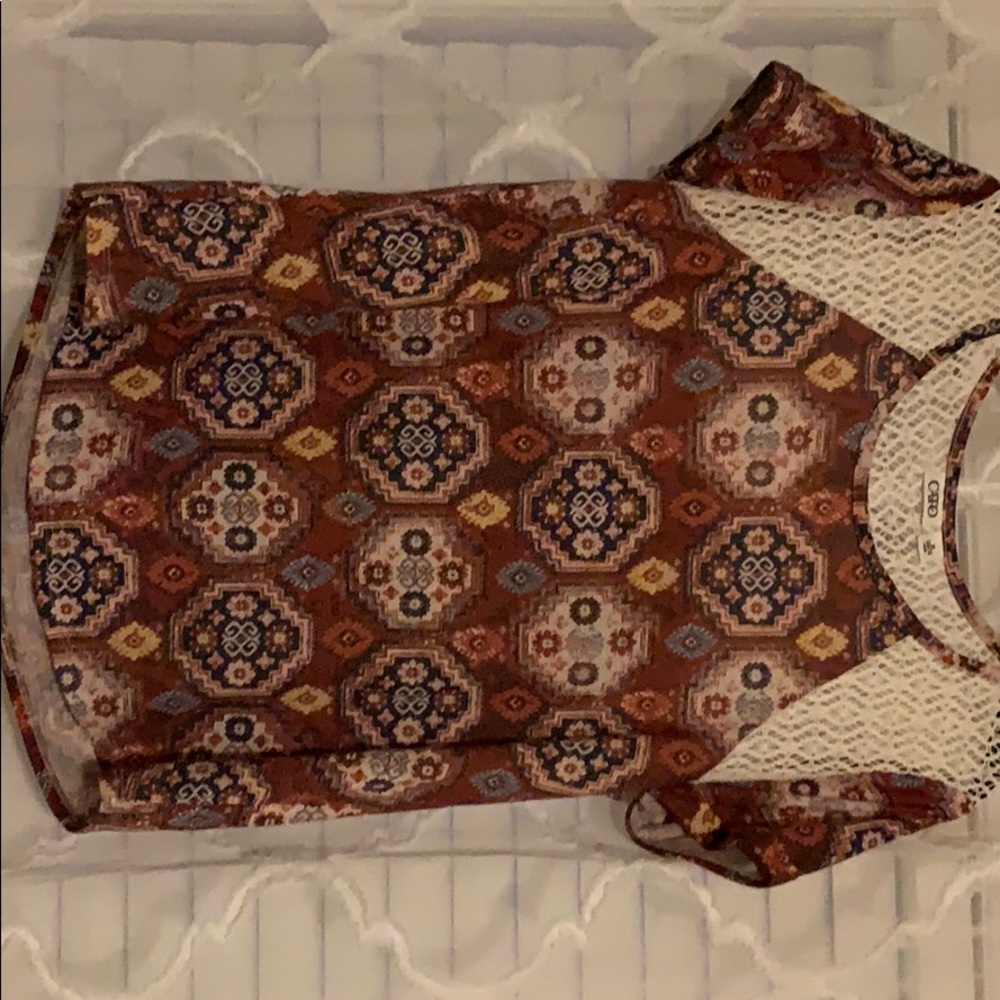 Printed tee